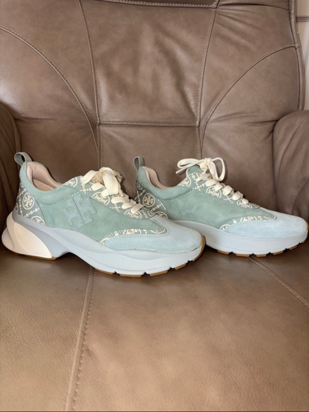 Tory Burch Sage Green & Cream Logo Suede Platform Sneakers - Picture 2 of 4